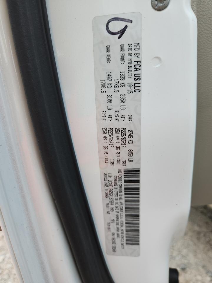 Chrysler Minivan Touring Image 4