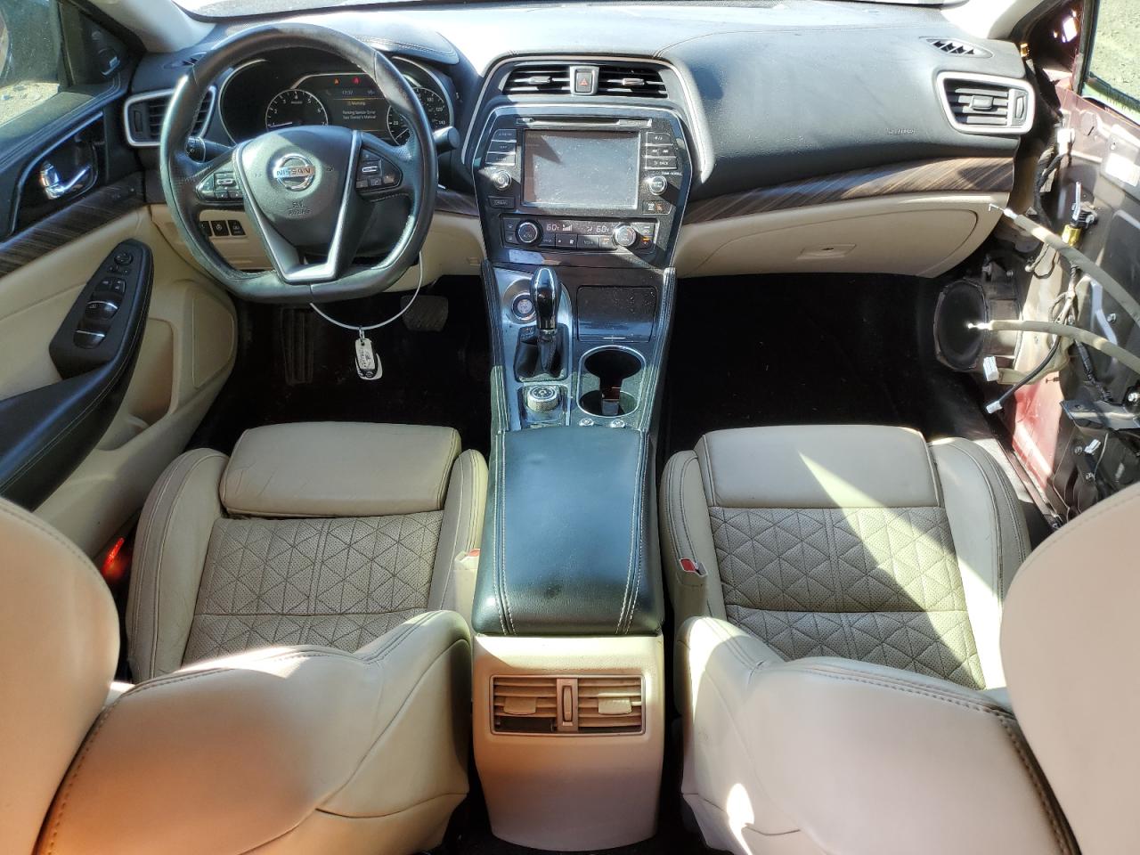 Nissan Maxima 3.5s Image 2