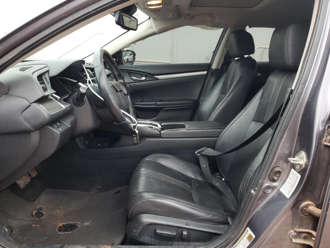 Honda Civic Touring Image 9