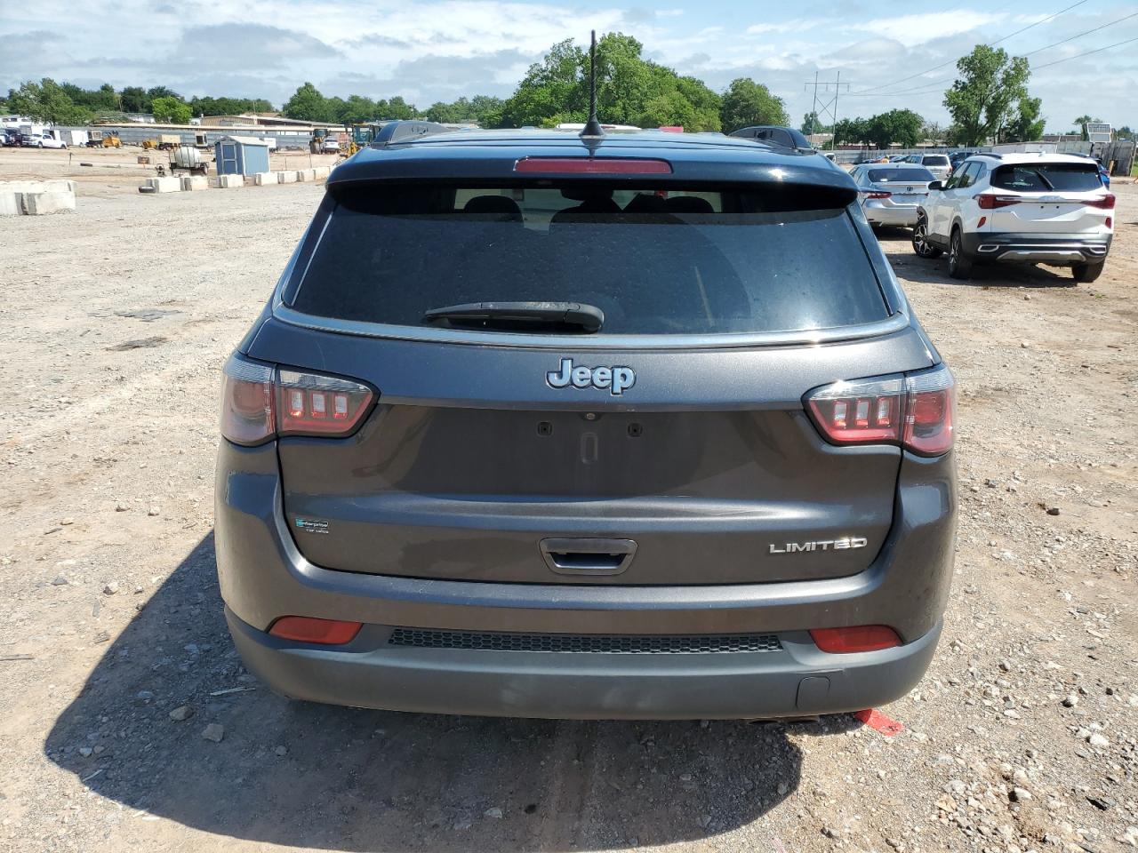 Jeep Compass Limited Image 3