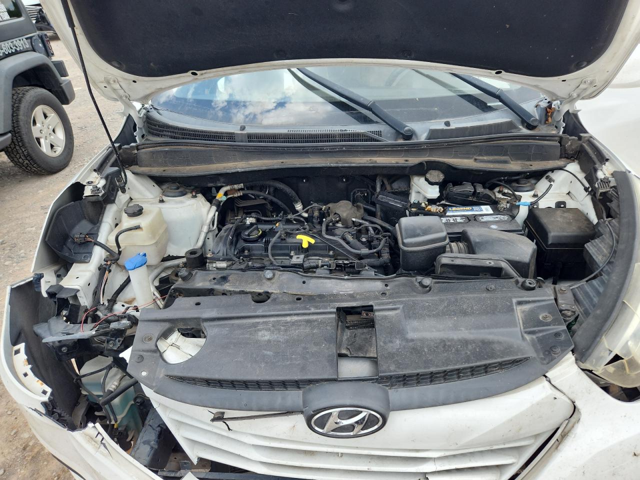 Hyundai TUCSON Gls Image 3