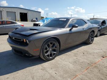  Salvage Dodge Challenger