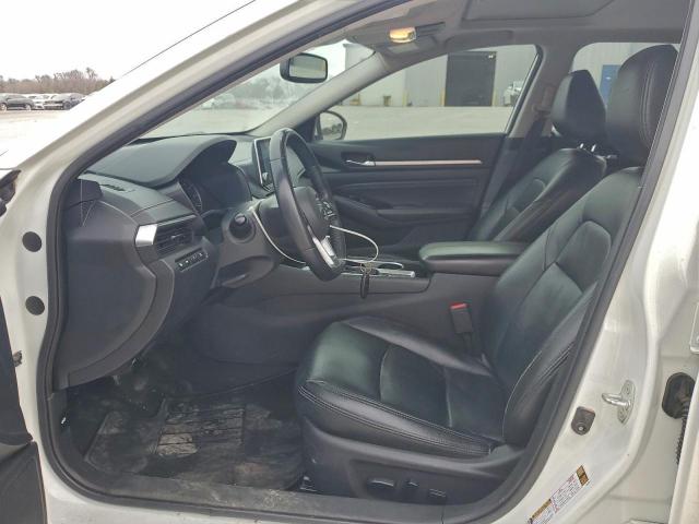 Nissan Altima Sv Image 13