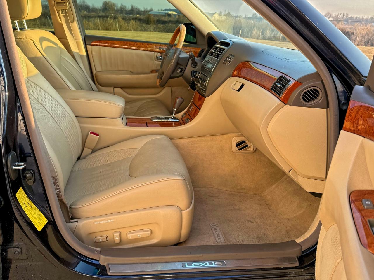 Lexus LS 430 Image 6