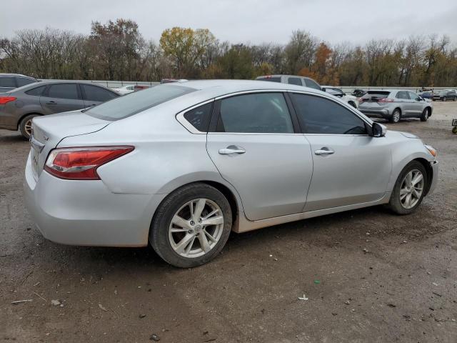 Nissan Altima 2.5 Image 10