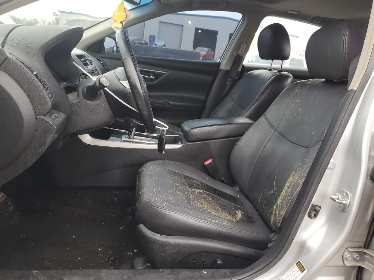 Nissan Altima 2.5 Image 11