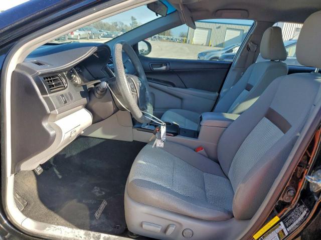 Toyota Camry L Image 4