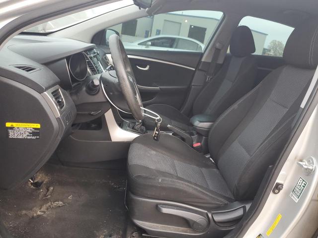 Hyundai ELANTRA Image 12