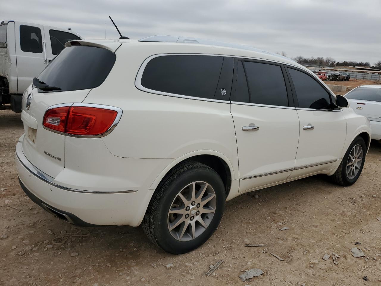 Buick Enclave Image 7
