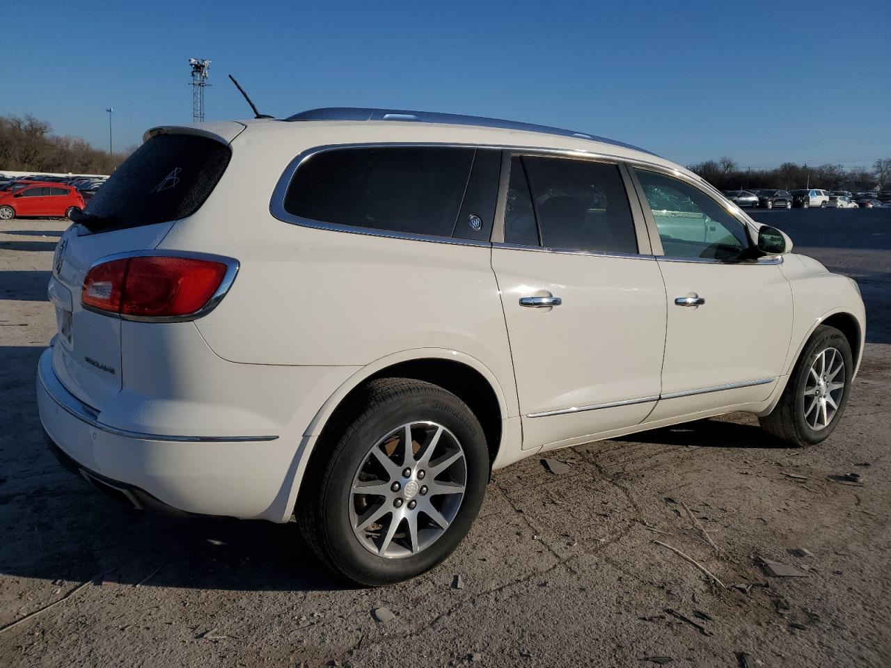 Buick Enclave Image 3