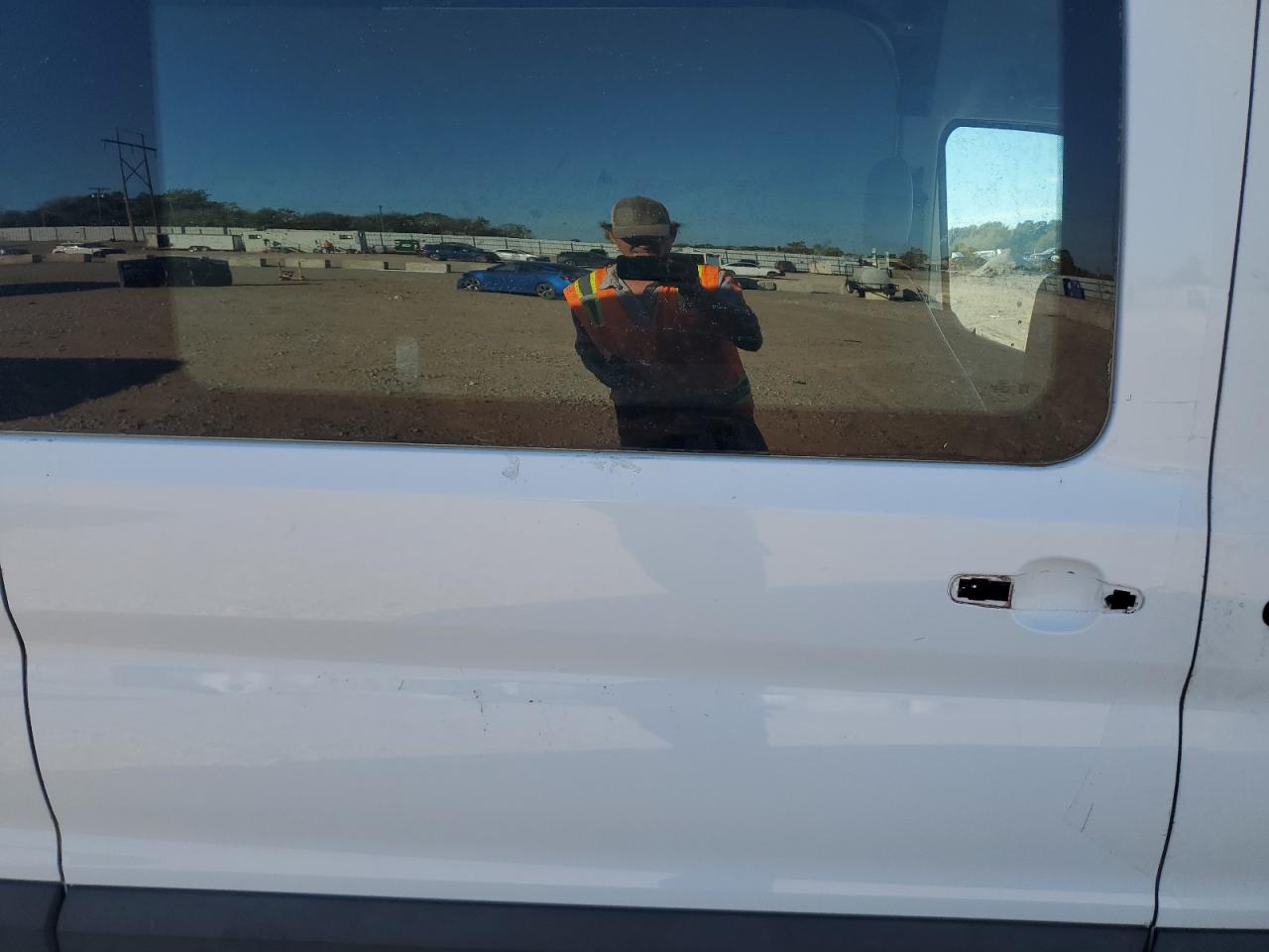 Ford Transit T-250 Image 11