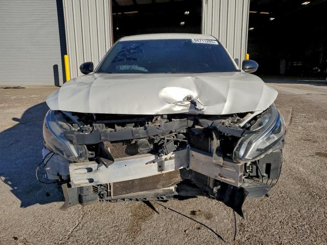 Nissan Altima Sr Image 7