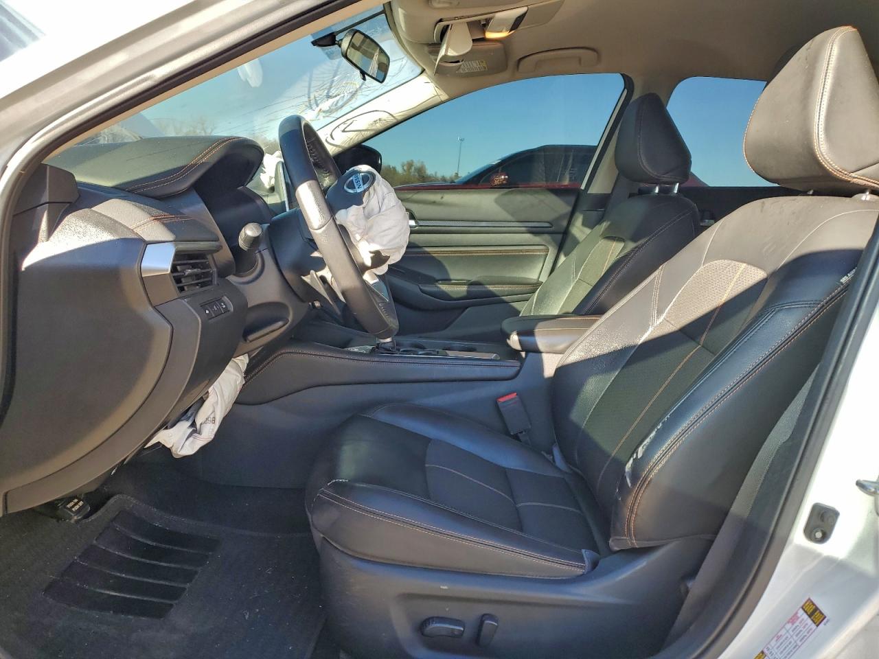 Nissan Altima Sr Image 6