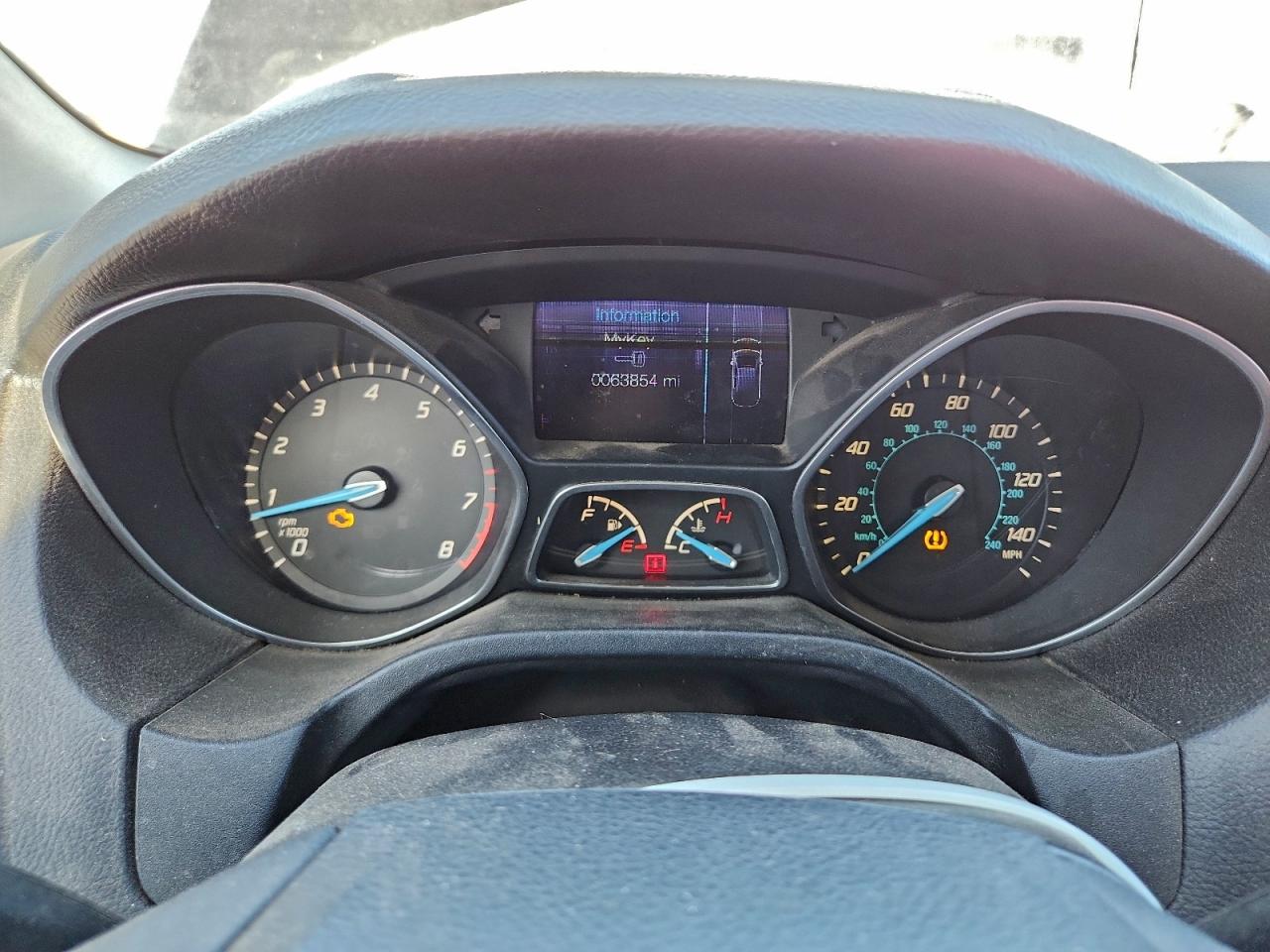 Ford Focus Se Image 12