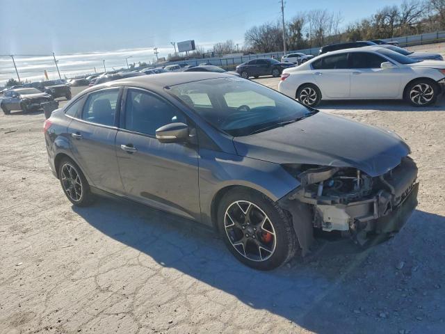 Ford Focus Se Image 8