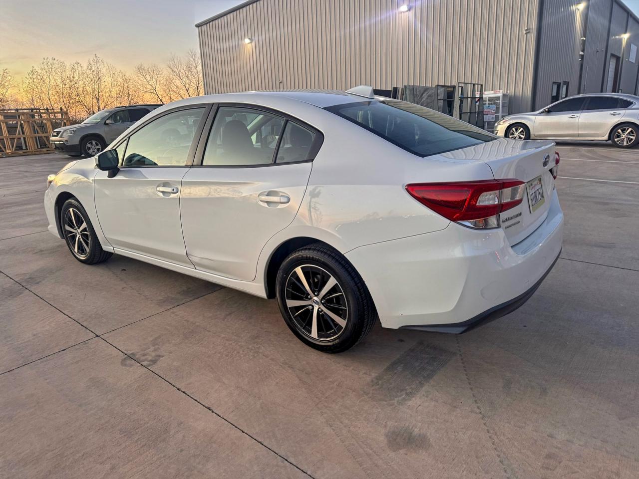 Subaru Impreza Premium Image 4