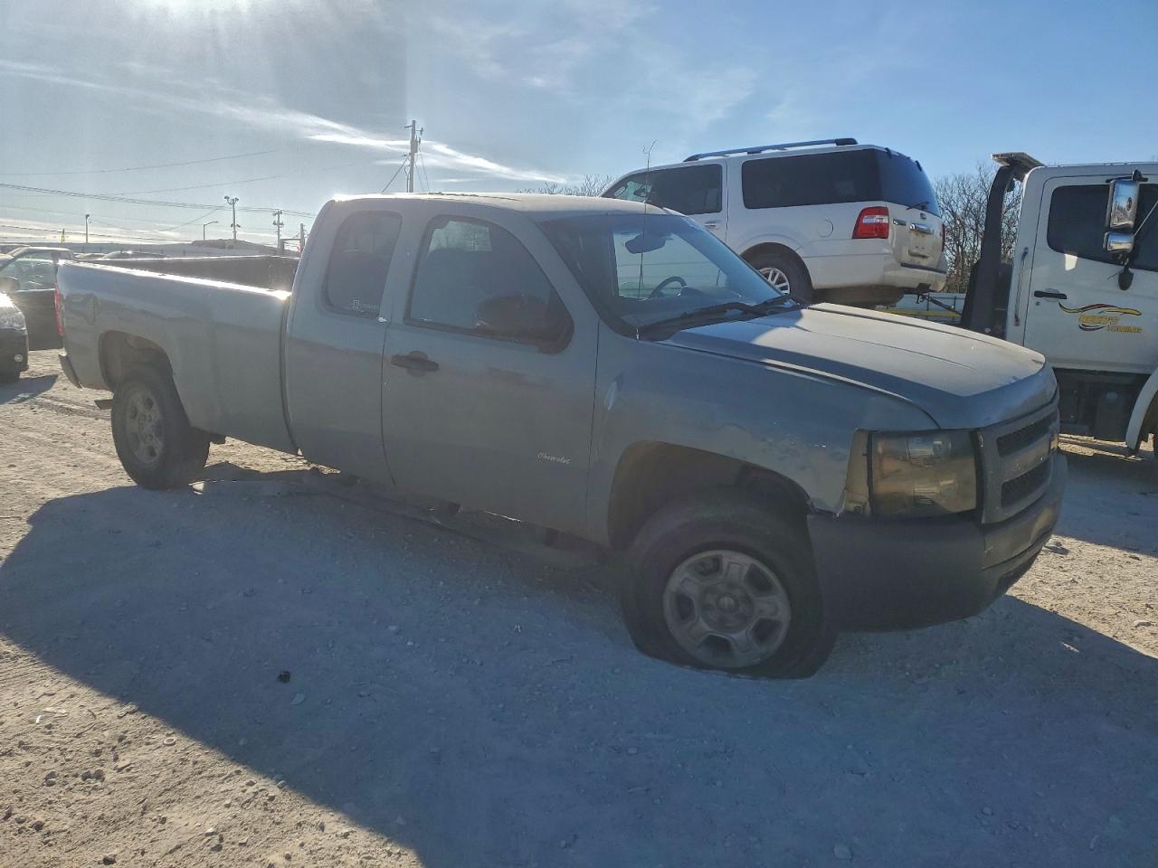 Chevrolet Silverado K1500 Image 6