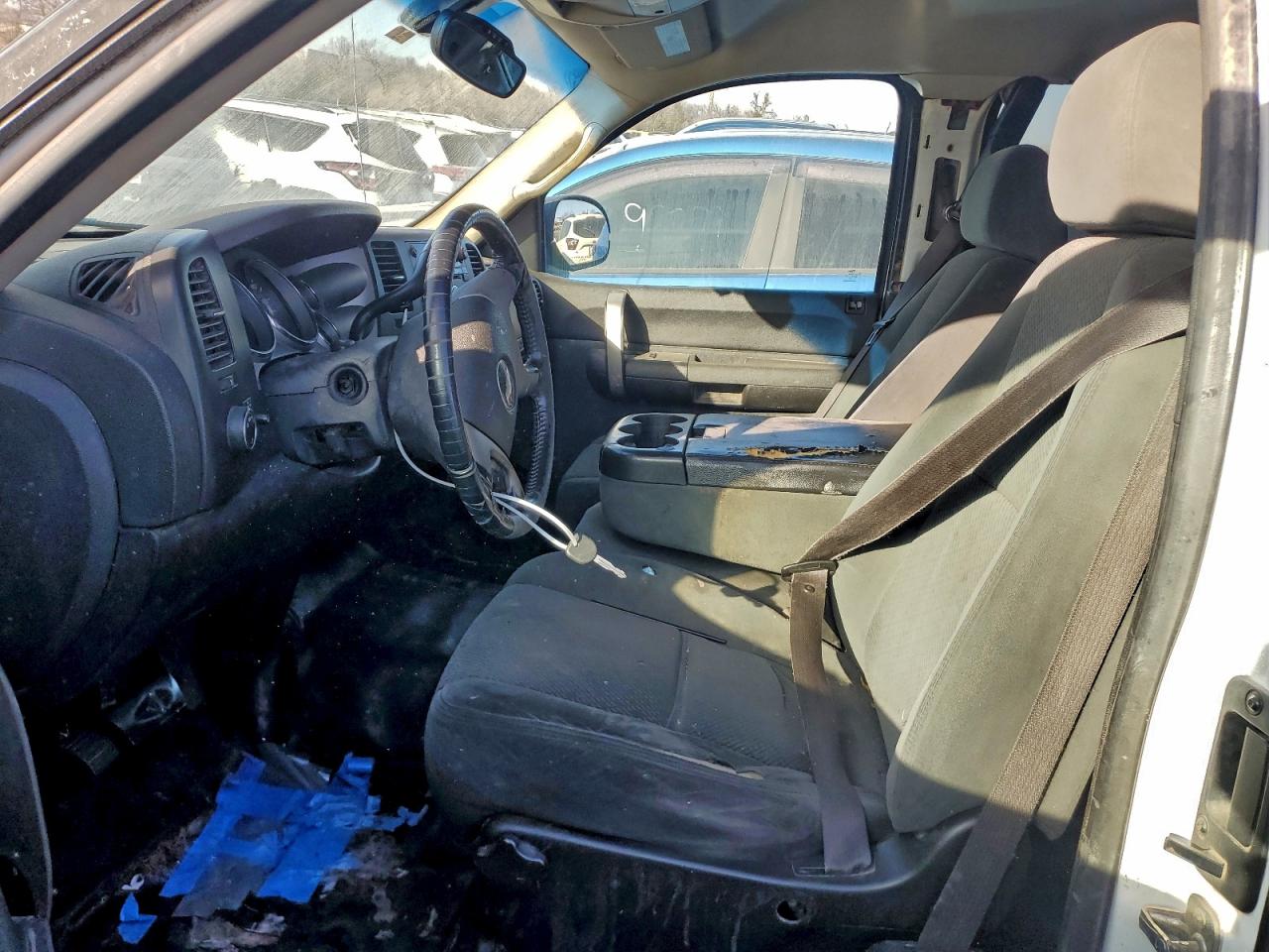 Chevrolet Silverado K1500 Image 4