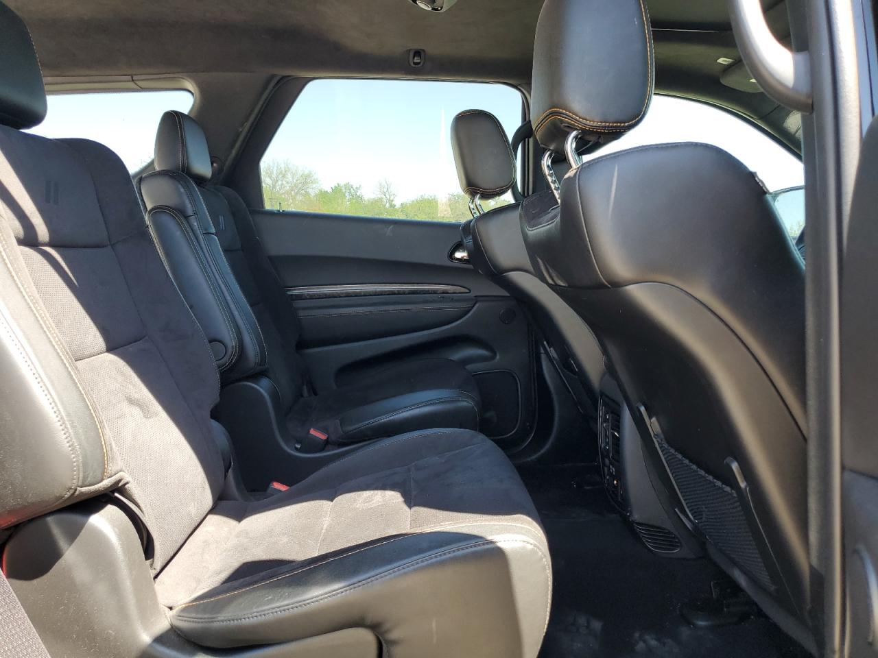 Dodge Durango R/t Image 7