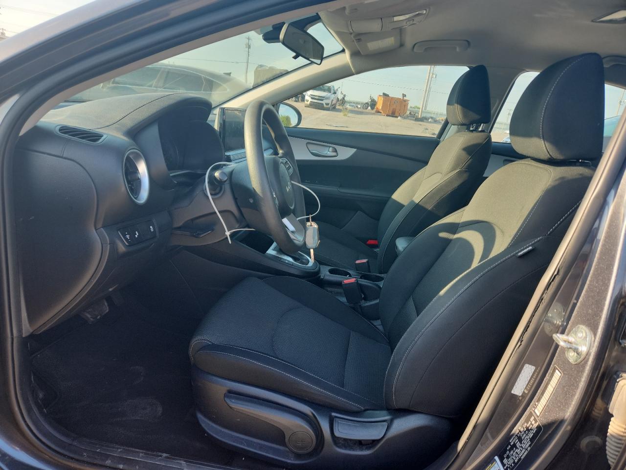 Kia Forte Lx Image 11