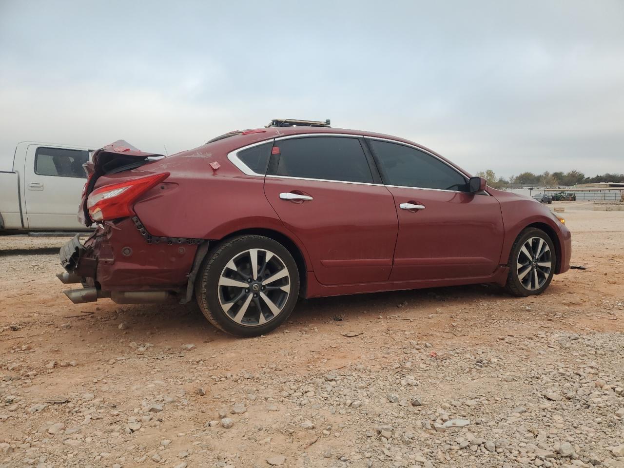 Nissan Altima 3.5sl Image 8