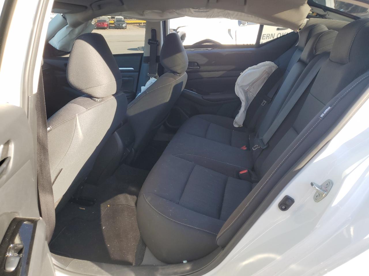 Nissan Altima Sv Image 9