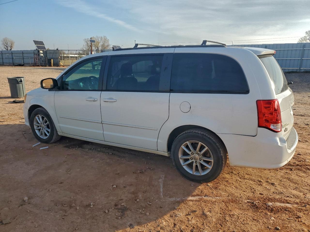 Dodge Caravan Sxt Image 13