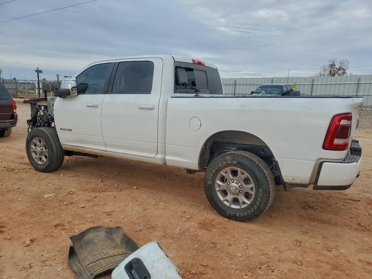 Ram 2500 Laramie Image 5