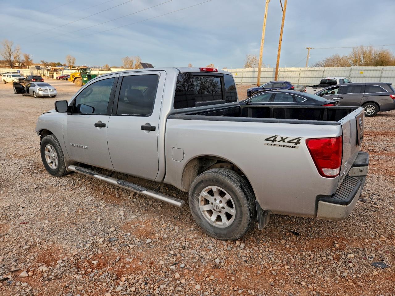 Nissan Titan Xe Image 5