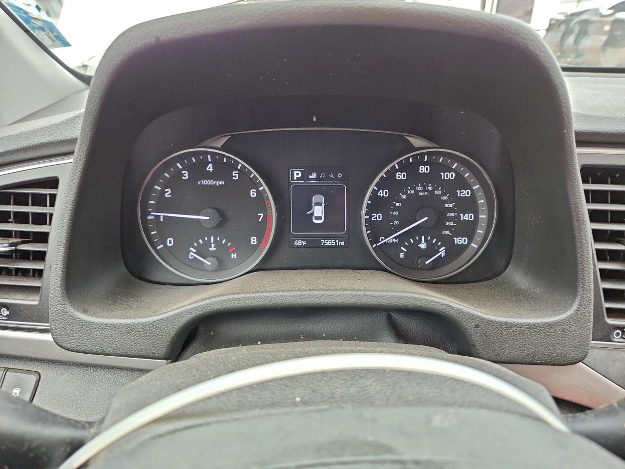 Hyundai ELANTRA Sel Image 9