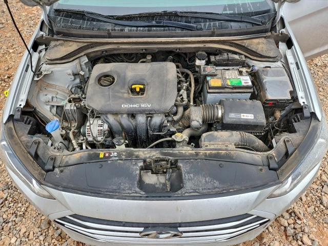 Hyundai ELANTRA Sel Image 12