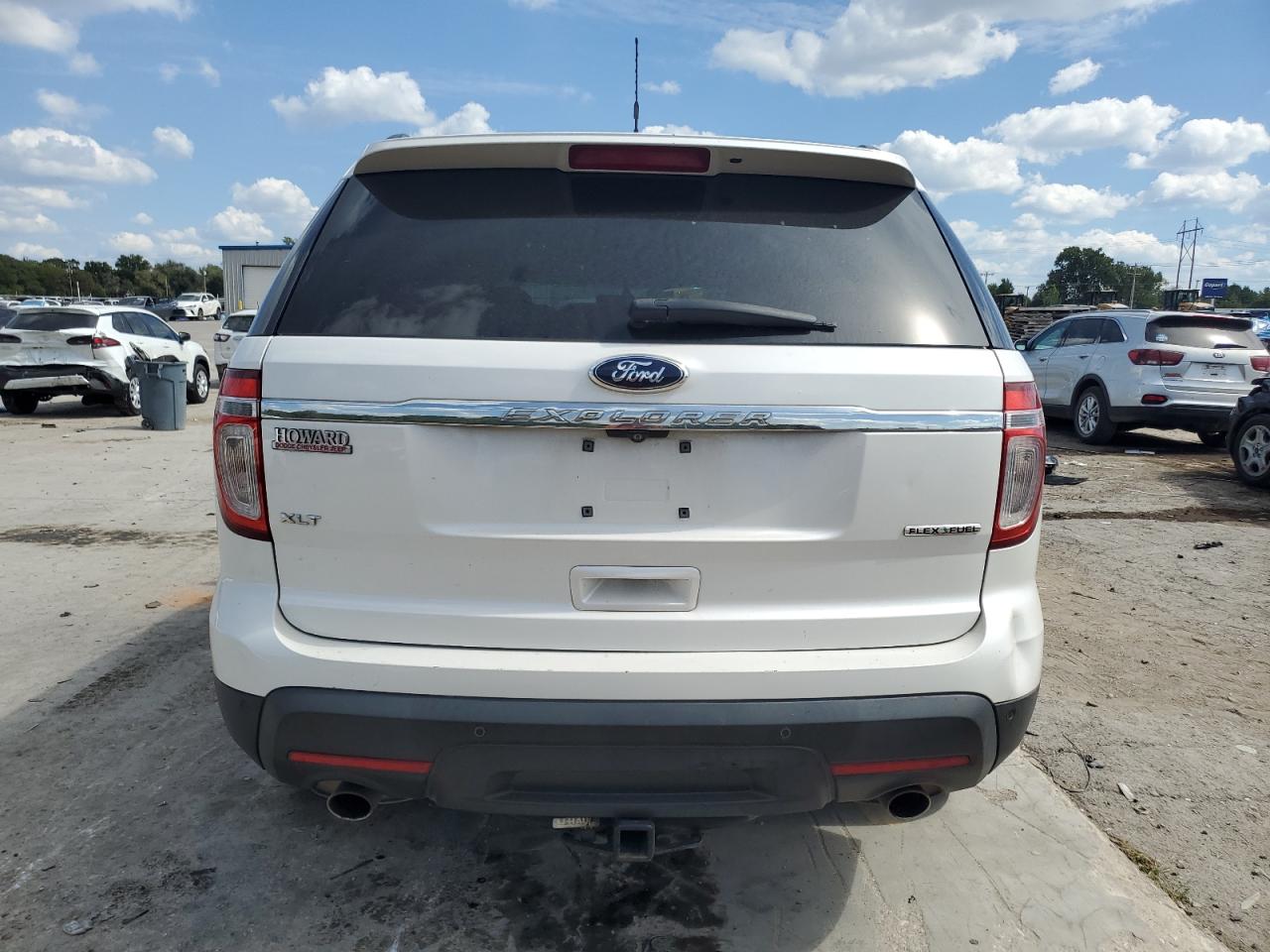 Ford Explorer Xlt Image 6