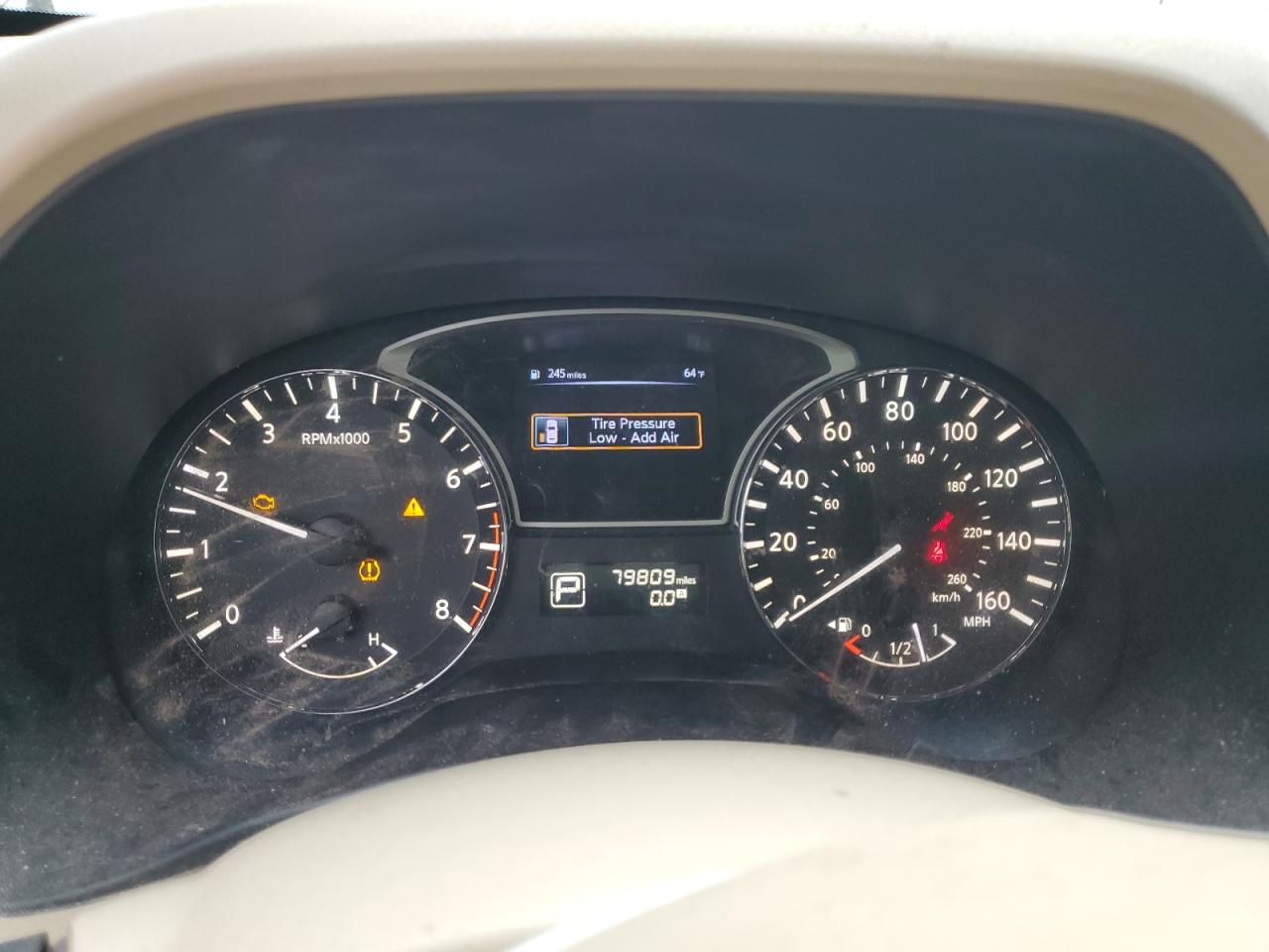 Nissan Pathfinder S Image 9