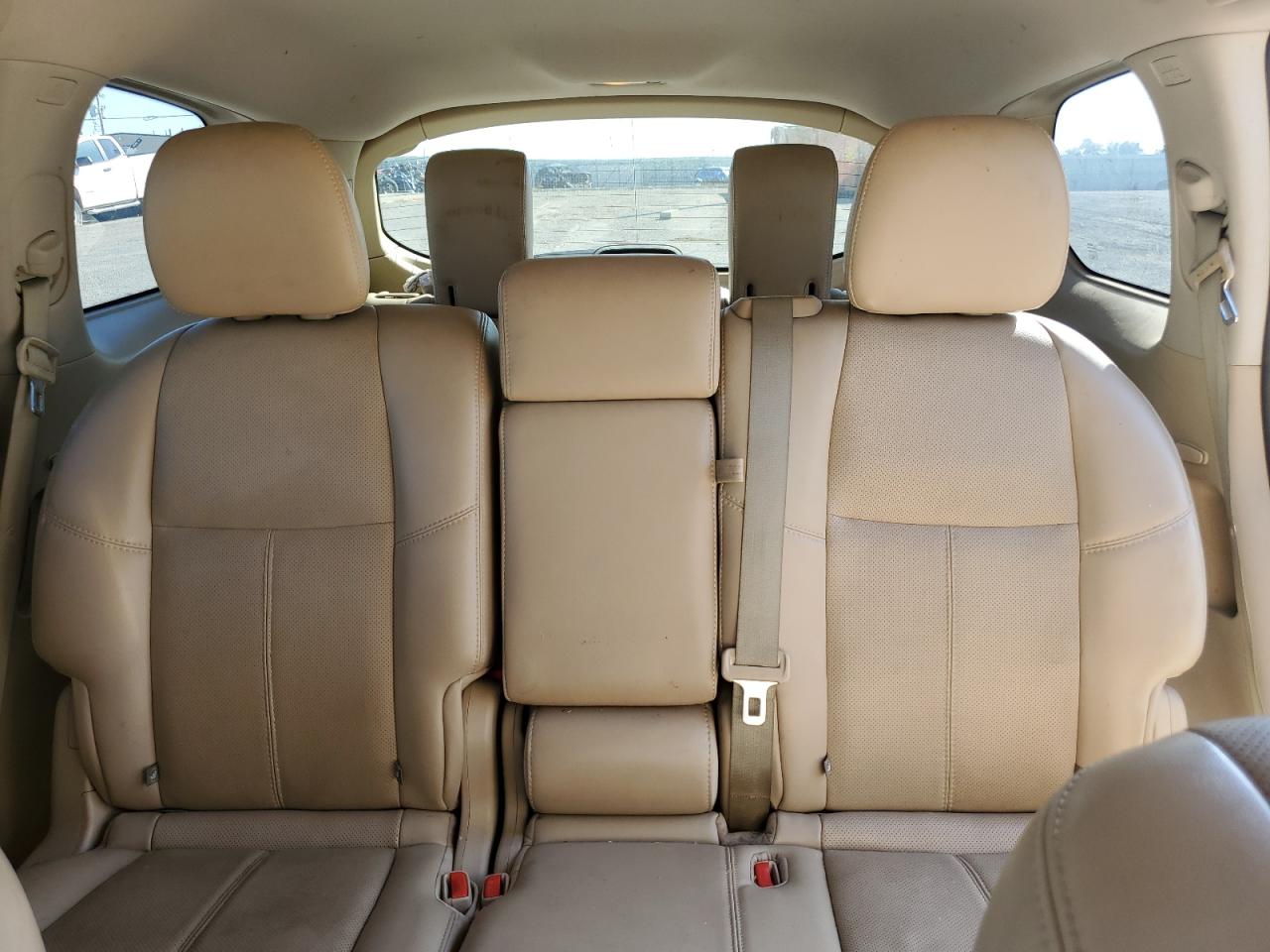 Nissan Pathfinder S Image 13