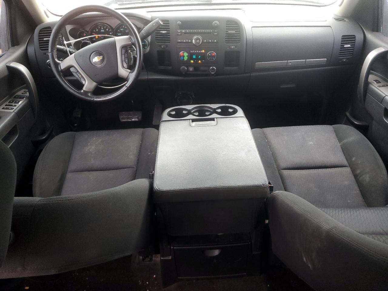 Chevrolet Silverado C1500 Lt Image 10