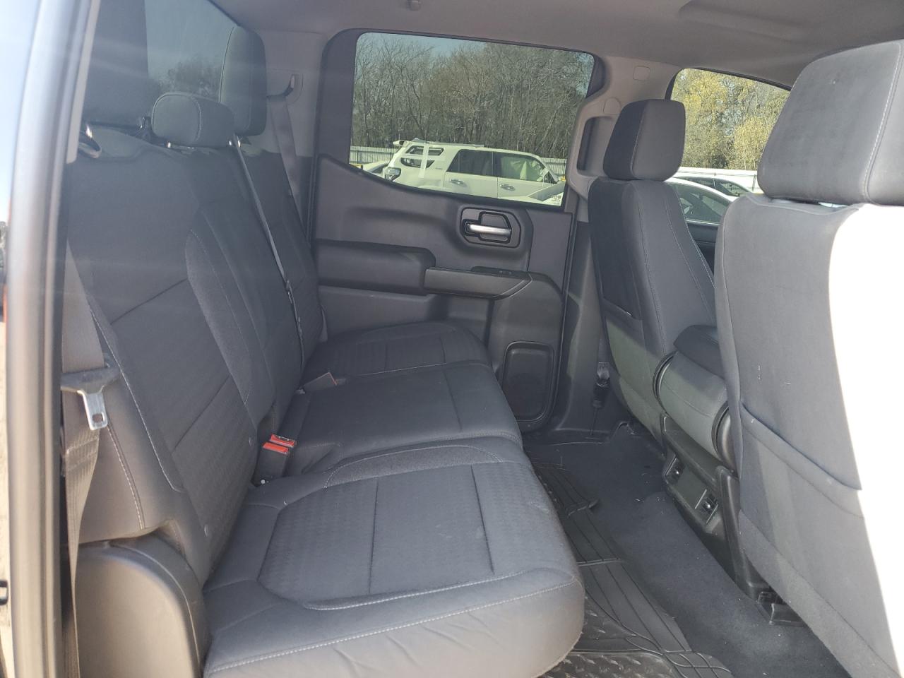 Chevrolet Silverado C1500 Lt Image 12