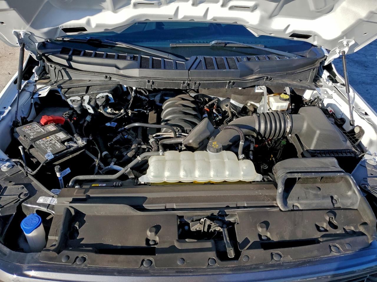 Ford F-150 Stx Image 7