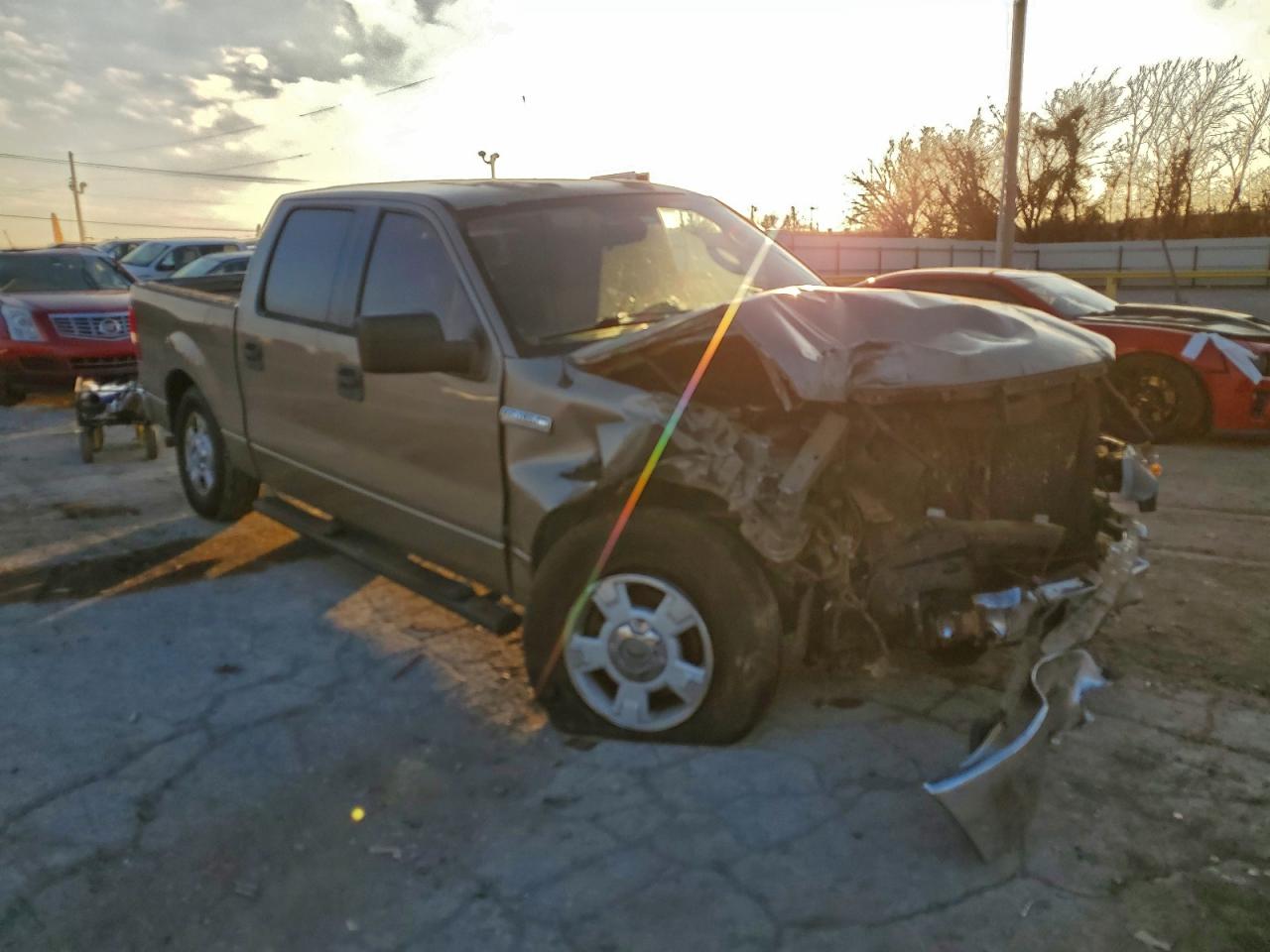 Ford F-150 Supercrew Image 5