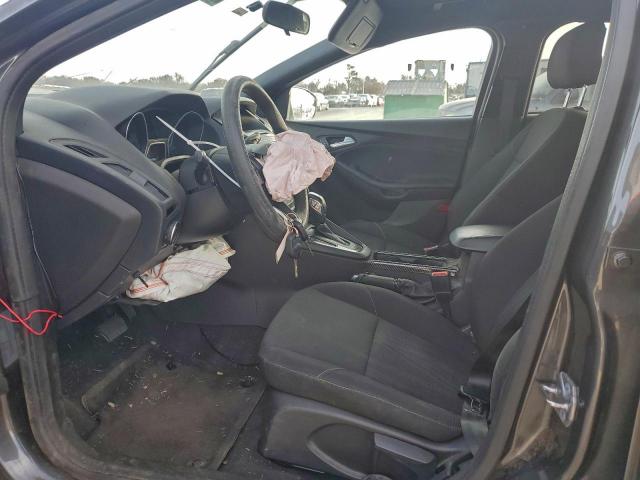 Ford Focus Se Image 4