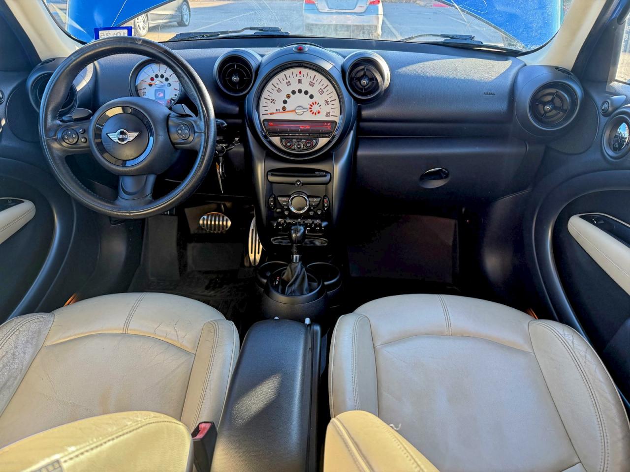 MINI Cooper S Countryman Image 2