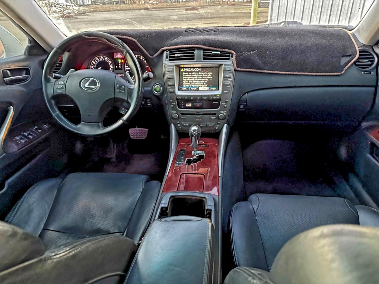 Lexus Is 350 Image 9