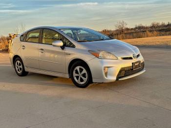  Salvage Toyota Prius