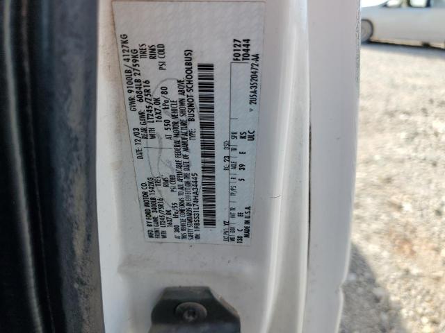 Ford Econoline E350 Super Duty Wagon Image 9