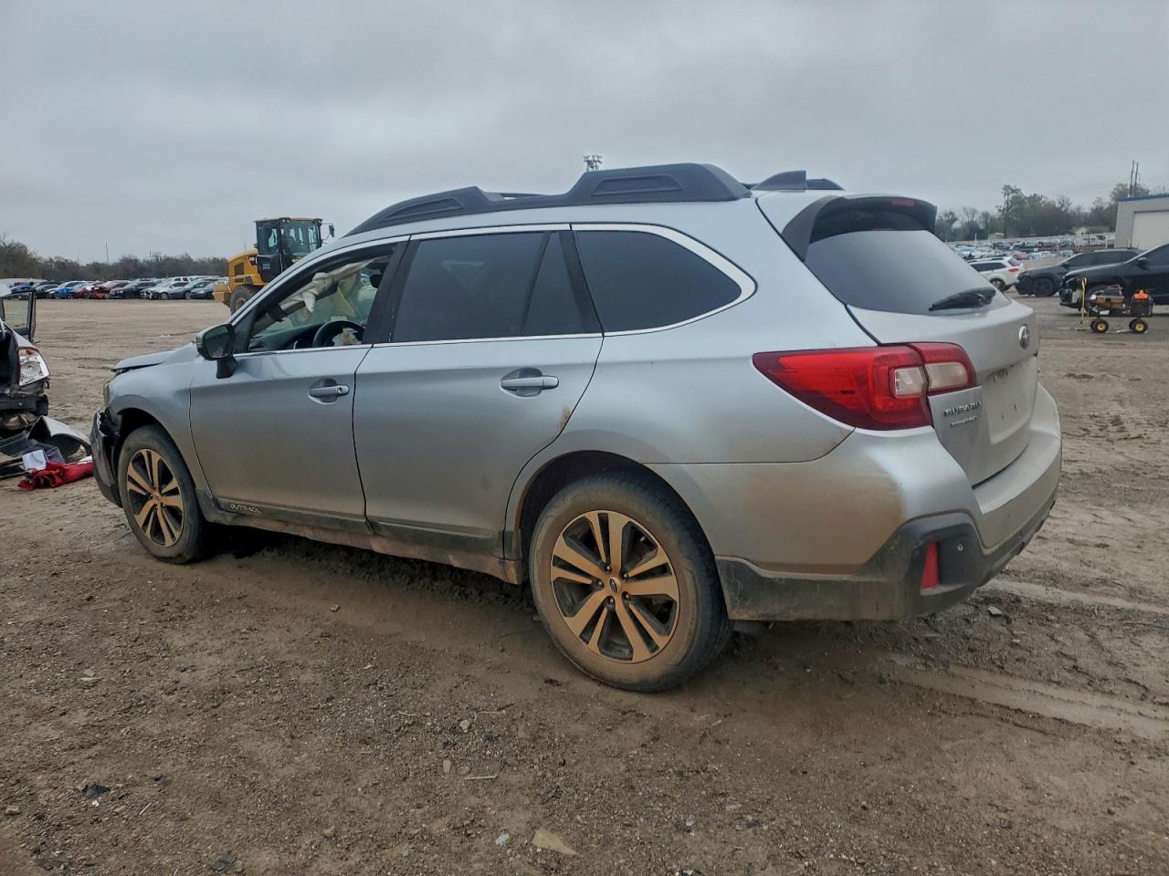 Subaru Outback 2.5i Limited Image 6