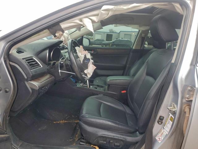 Subaru Outback 2.5i Limited Image 9