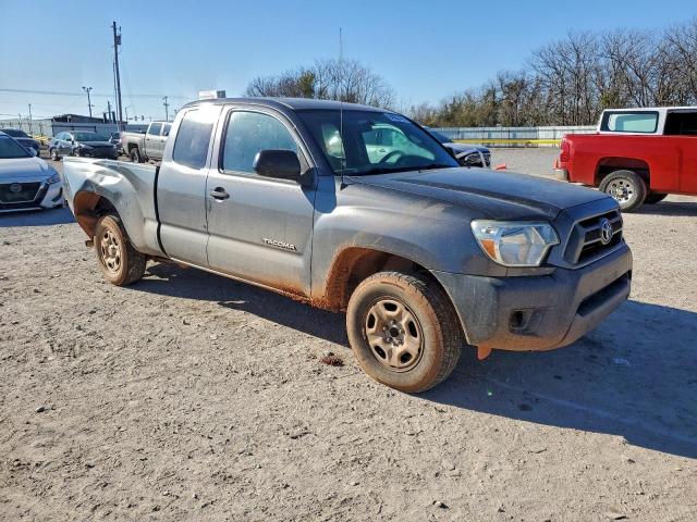 Toyota Tacoma Access Cab Image 9