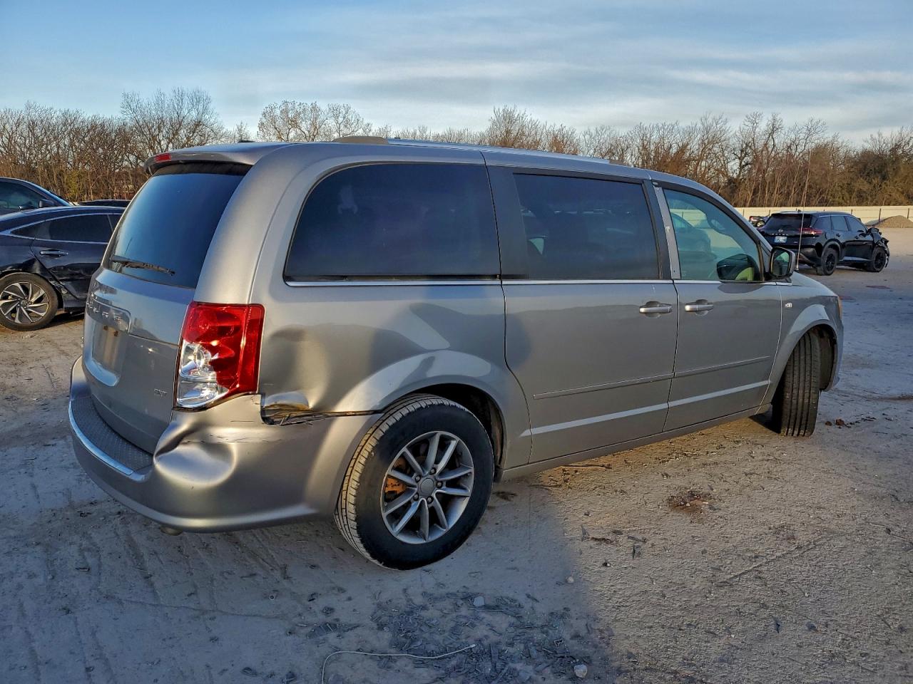 Dodge Caravan Sxt Image 5