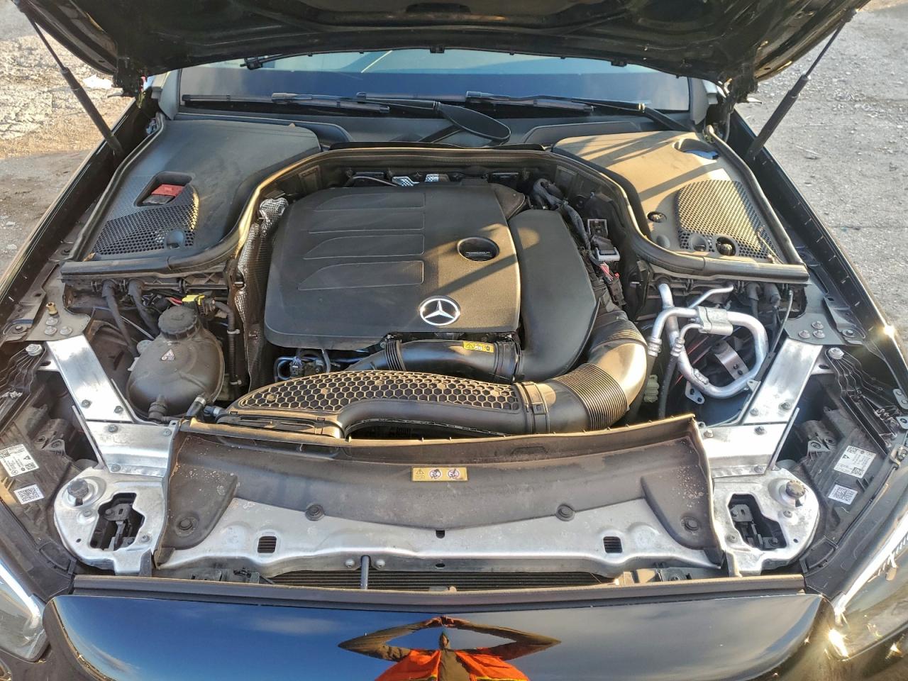 Mercedes-Benz E-Class 350 Image 10