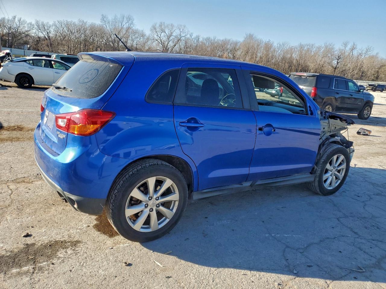 Mitsubishi Outlander Es Image 4