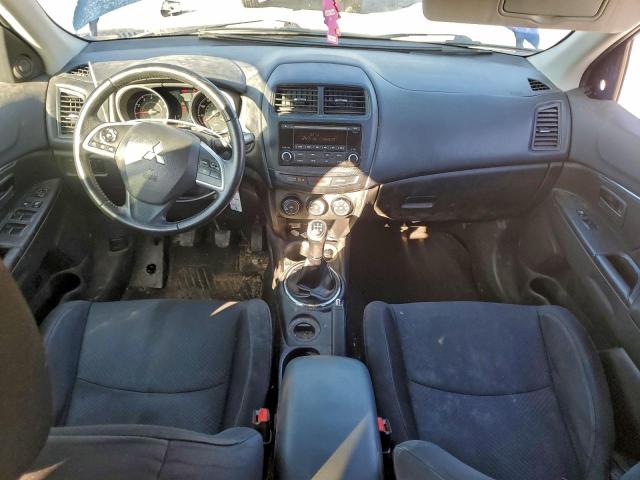 Mitsubishi Outlander Es Image 3